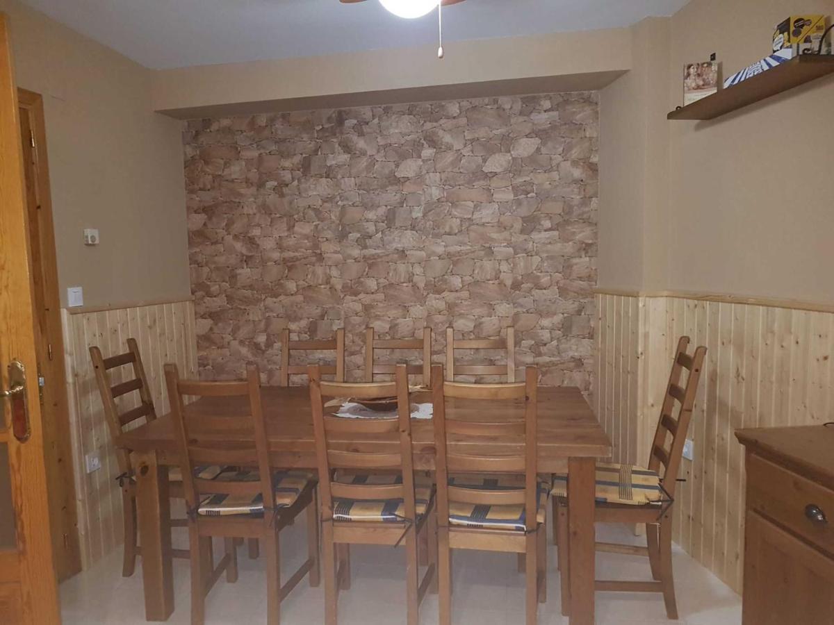 Appartamento Vikerbiescas Esterno foto